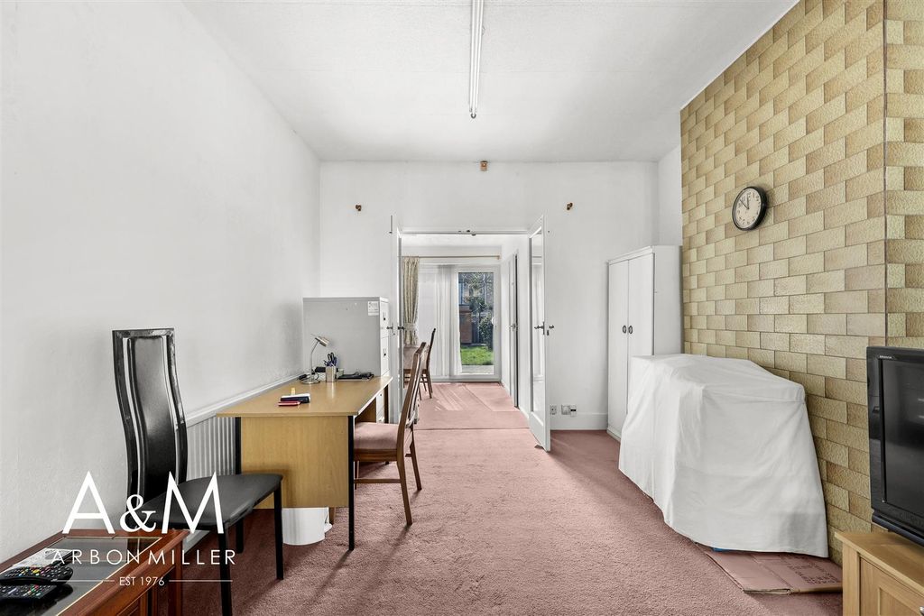 Property photo 3 of 27 4D4A0752.Jpg