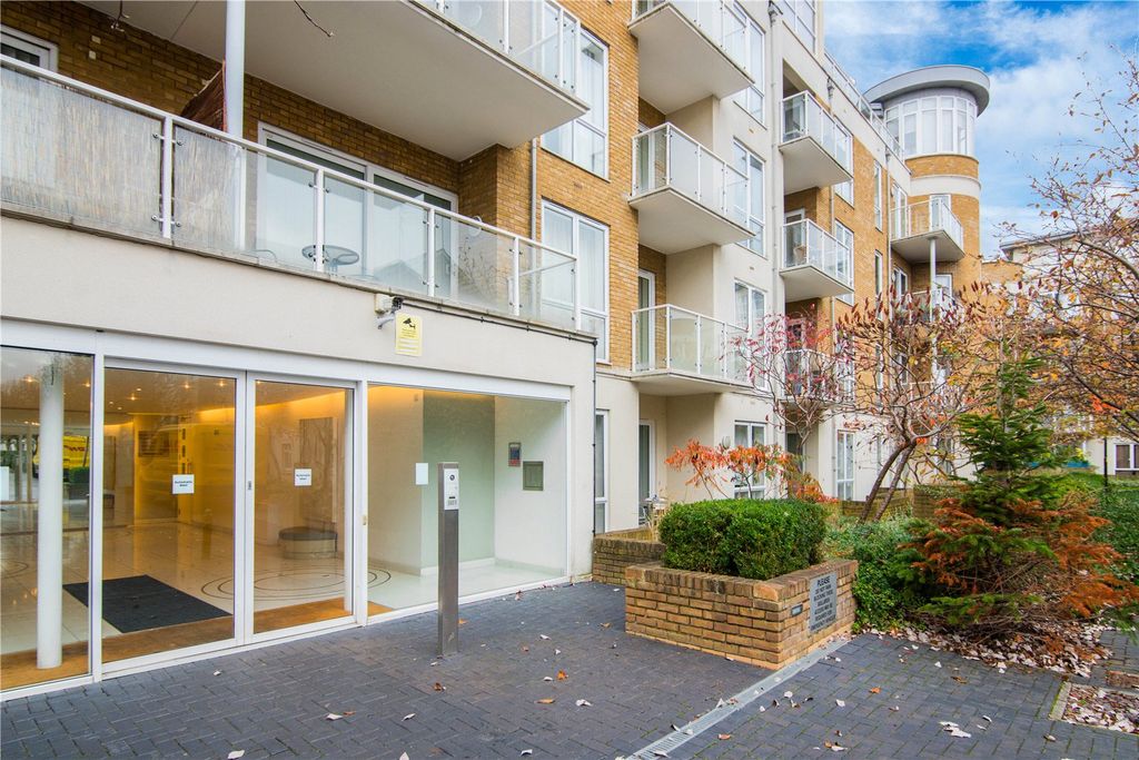 Property photo 2 of 18 Picture No. 39