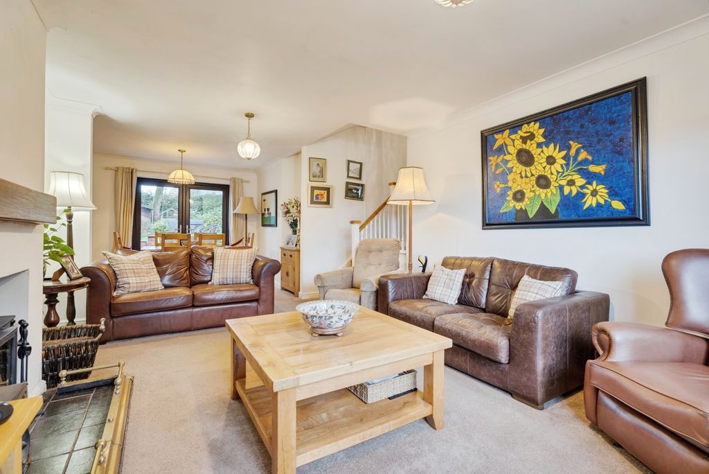 Property photo 2 of 18 Photo