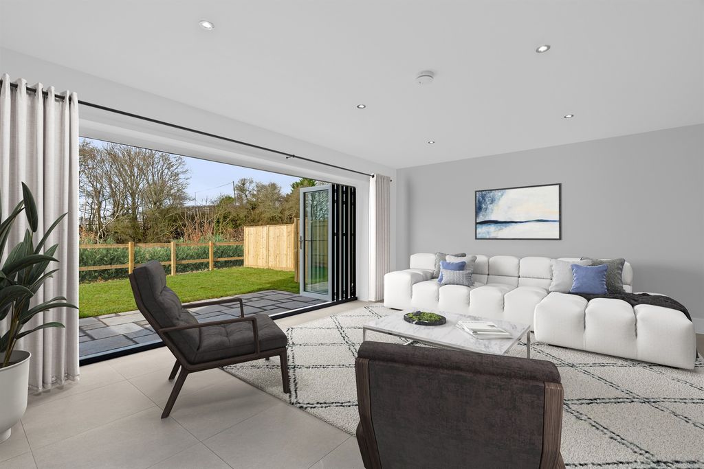 Property photo 2 of 6