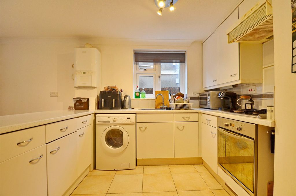 Property photo 3 of 10 Picture No. 14