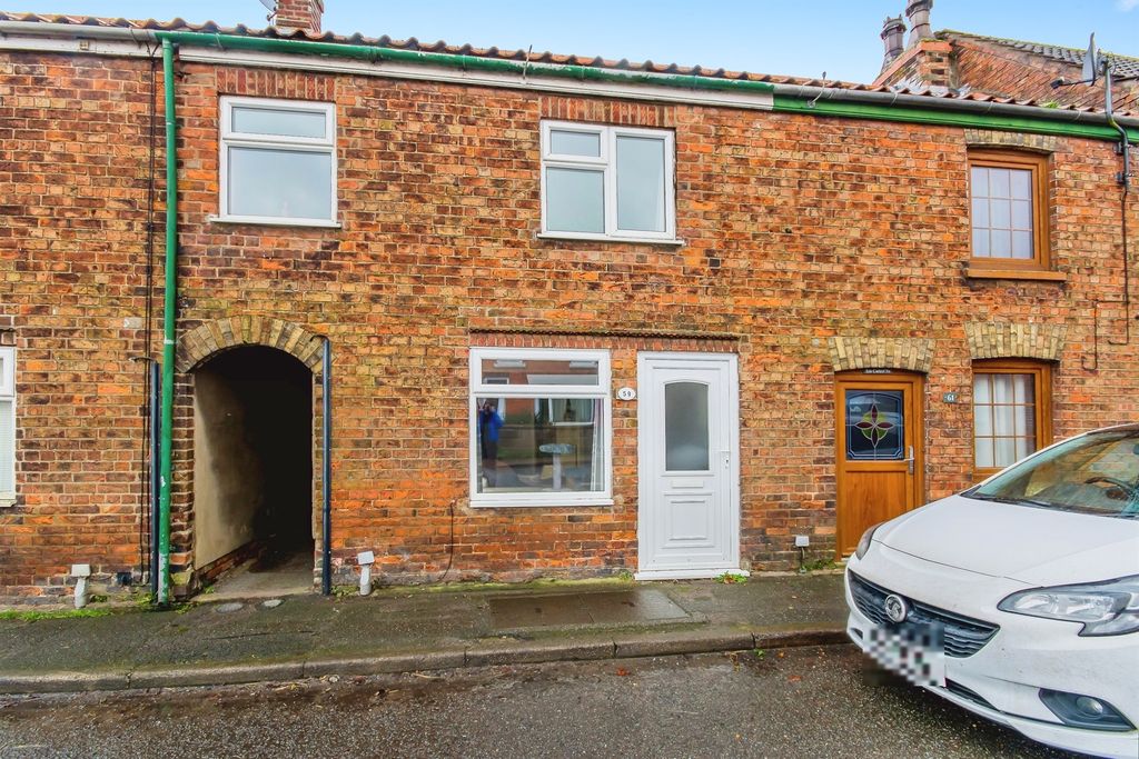 Property photo 1 of 17