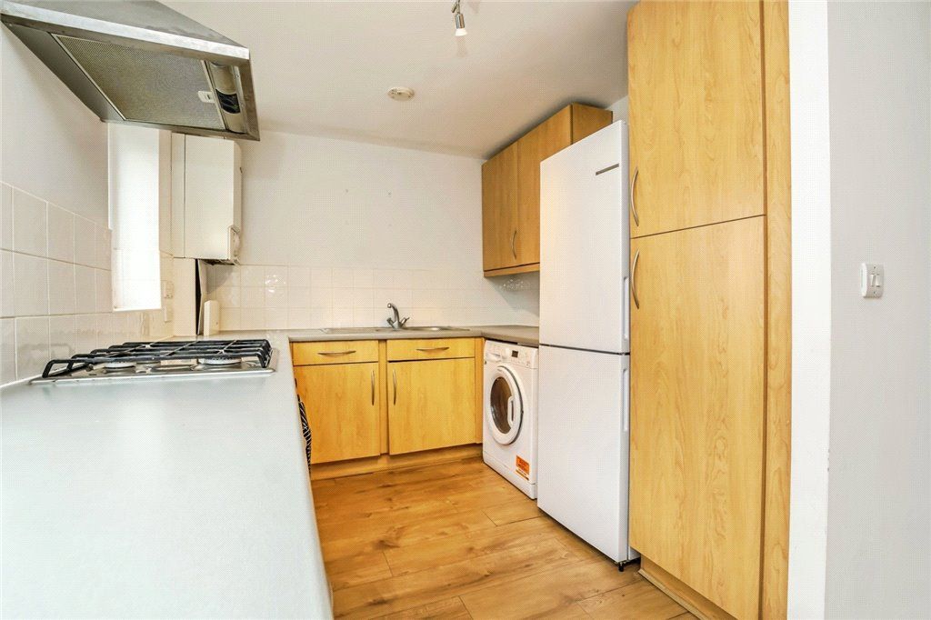 Property photo 3 of 9 Photo