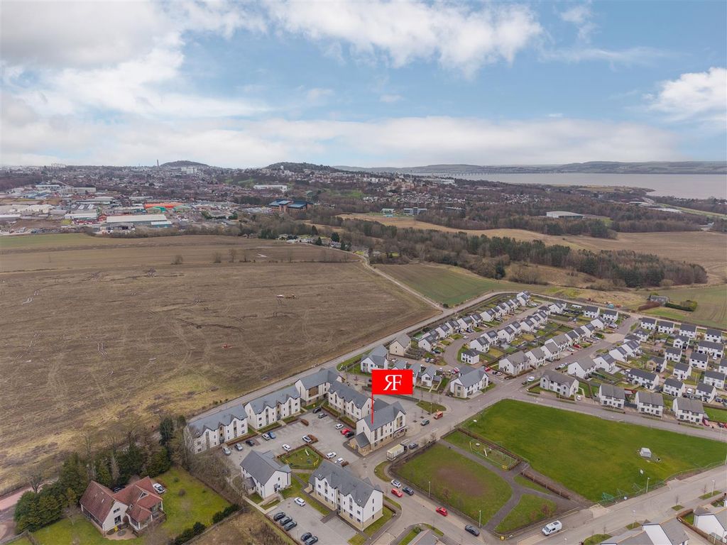 Property photo 2 of 19 52 Braes Of Gray Road Dundee-5.Jpg