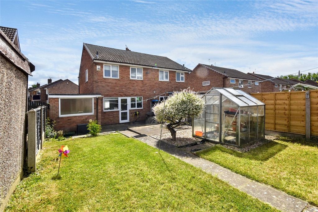 Property photo 1 of 14 Picture No. 05