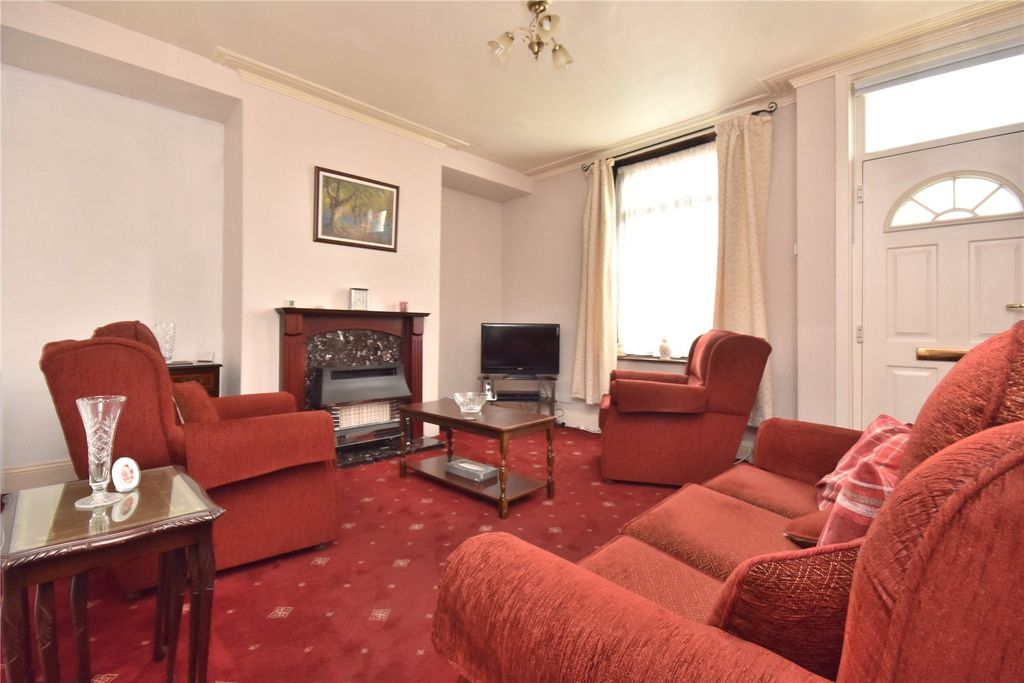 Property photo 2 of 10 Picture No. 05