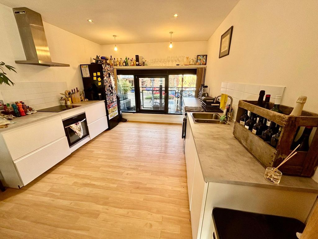 Property photo 3 of 10 Picture No. 04