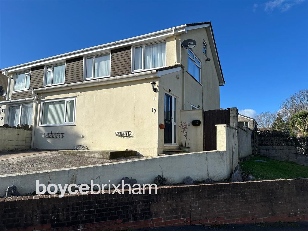 Property photo 1 of 17 Newwatermarkforonlinefront.Jpg
