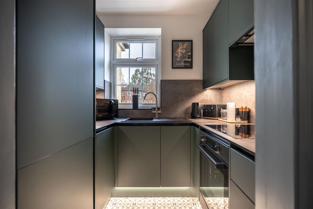 Property photo 2 of 15 Cedar Court-6.Jpg