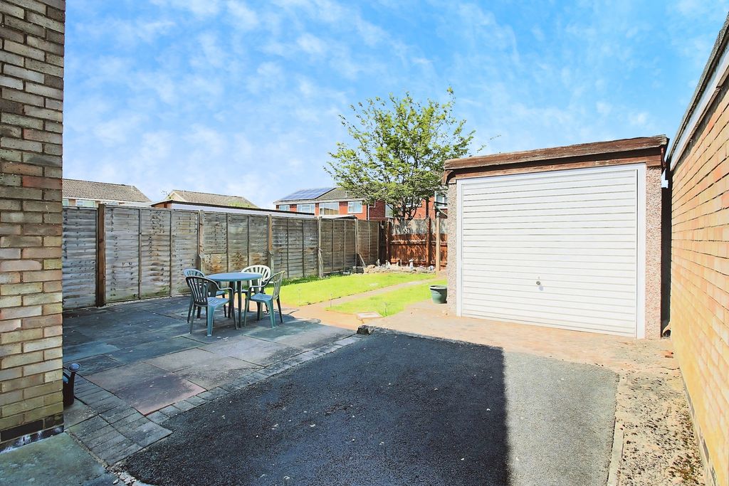 Property photo 3 of 13