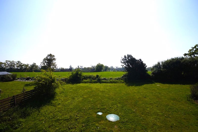 Property photo 2 of 10 Photo 9