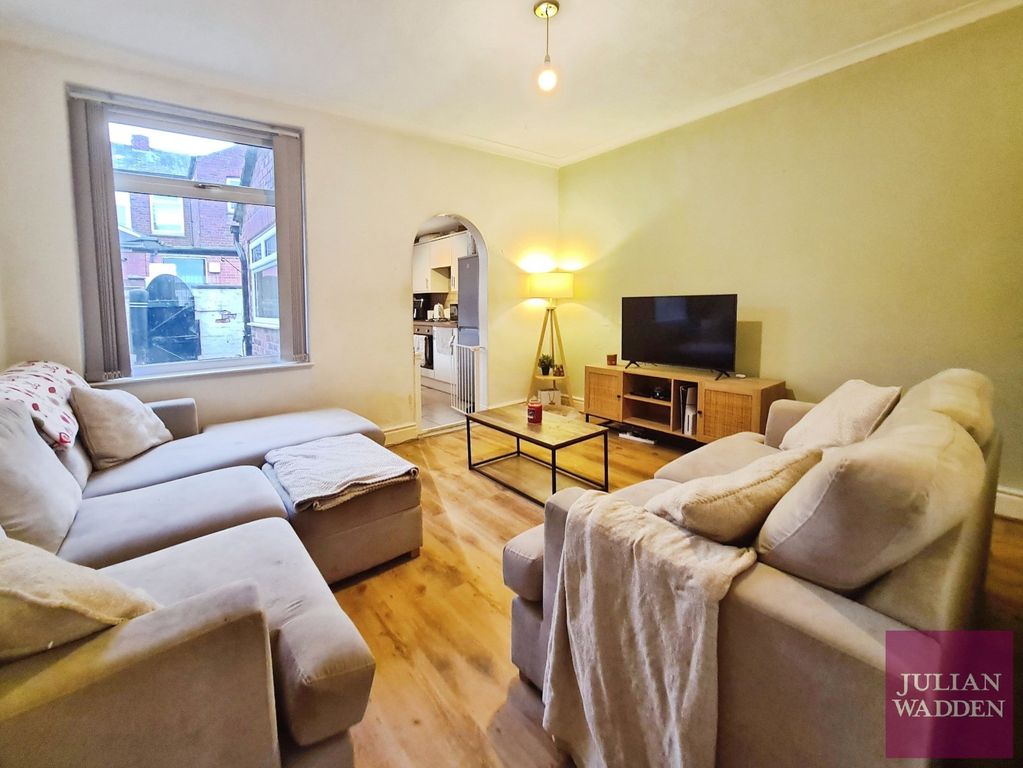 Property photo 2 of 13 Picture No. 11