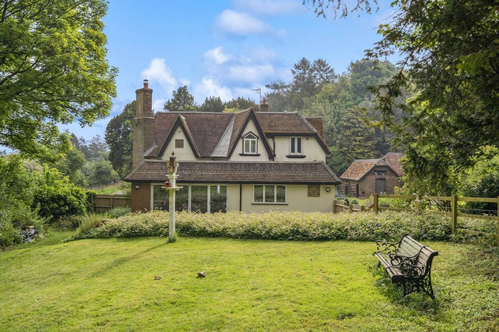 Property photo 1 of 36