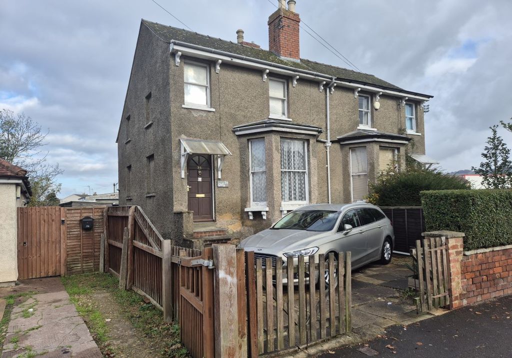 Property photo 1 of 1