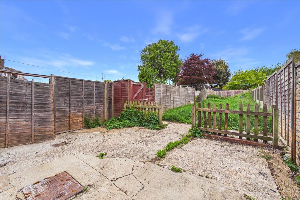 Additional image 6 of 2 bed terraced house for saleMoores Place, Hungerford, Berkshire RG17
