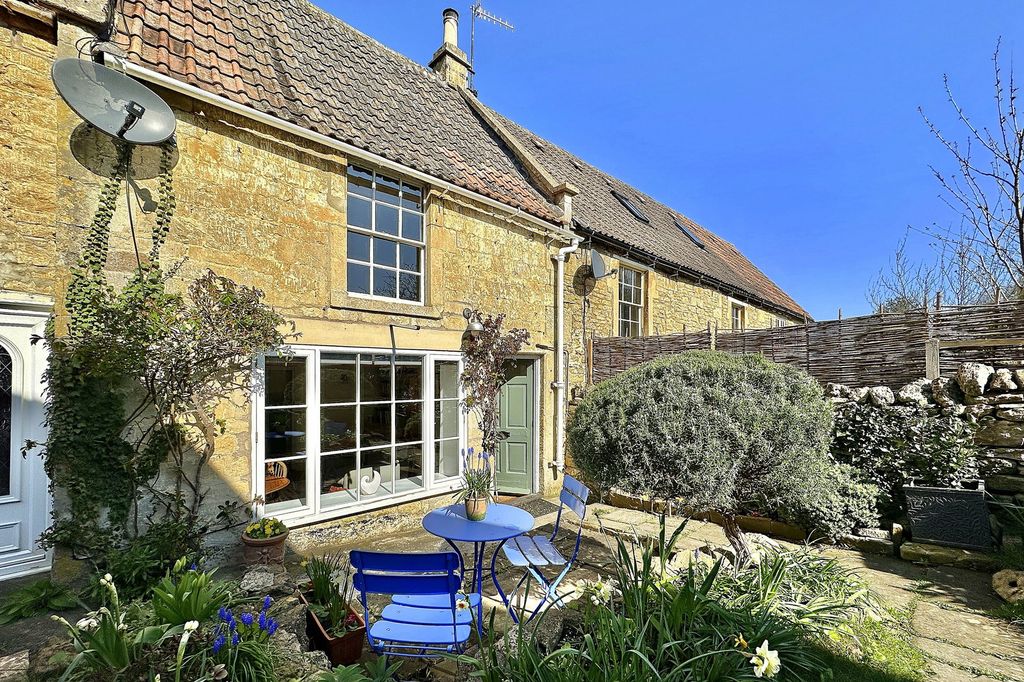 Property photo 1 of 19