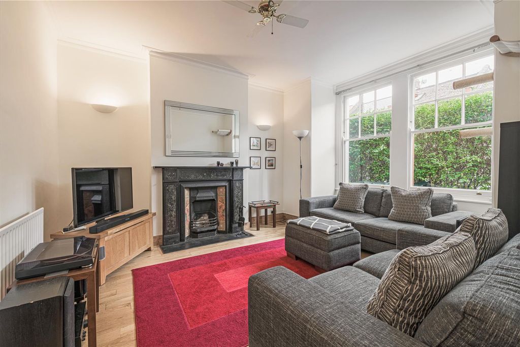 Property photo 1 of 14 50 Isis St Rec 1.Jpg