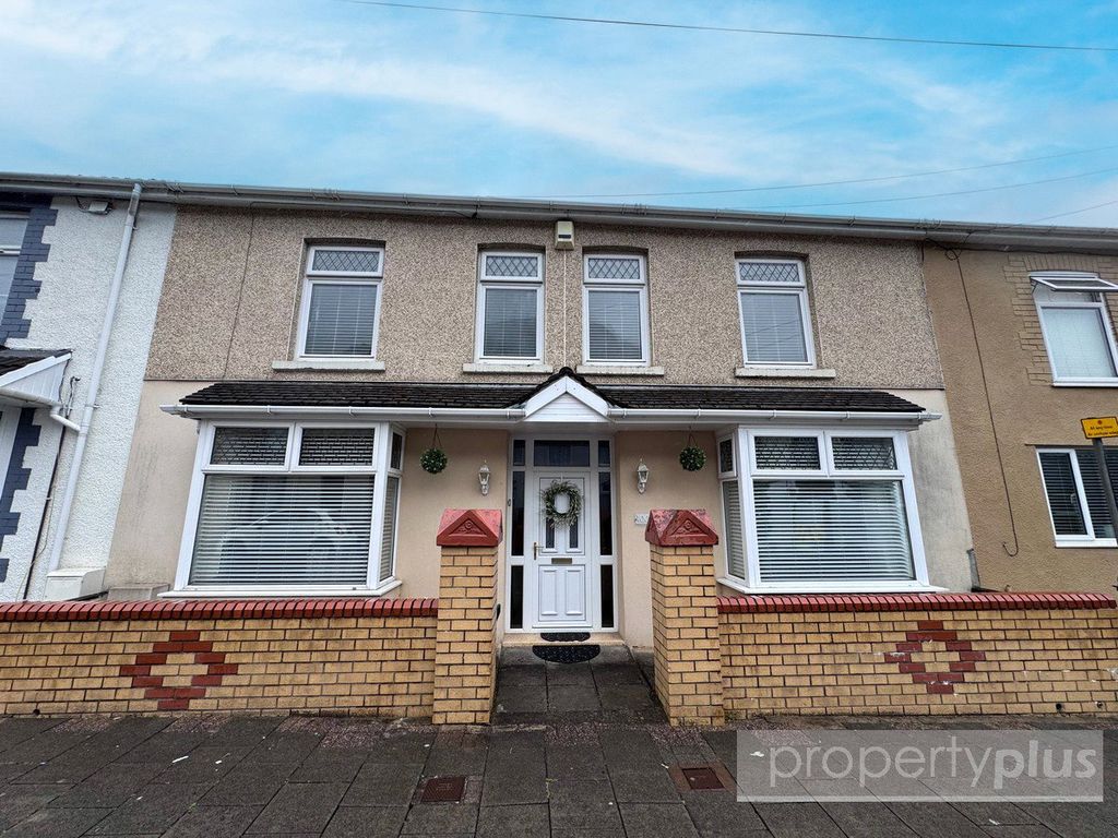 Property photo 1 of 27 Picture No. 30