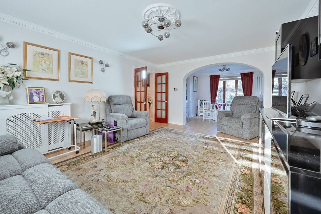 Property photo 1 of 14