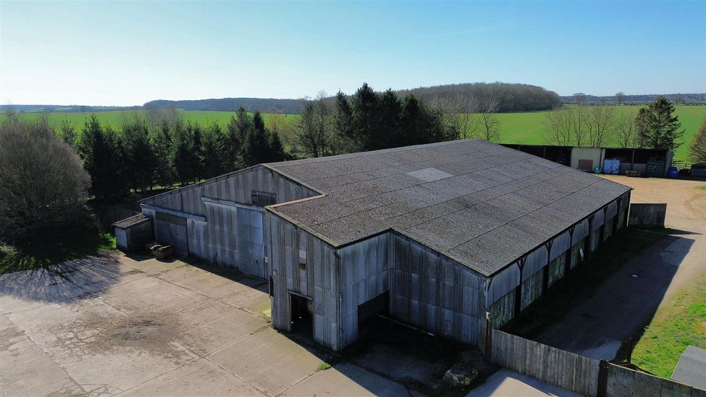 Property photo 3 of 12 Qhwv8931.Jpg