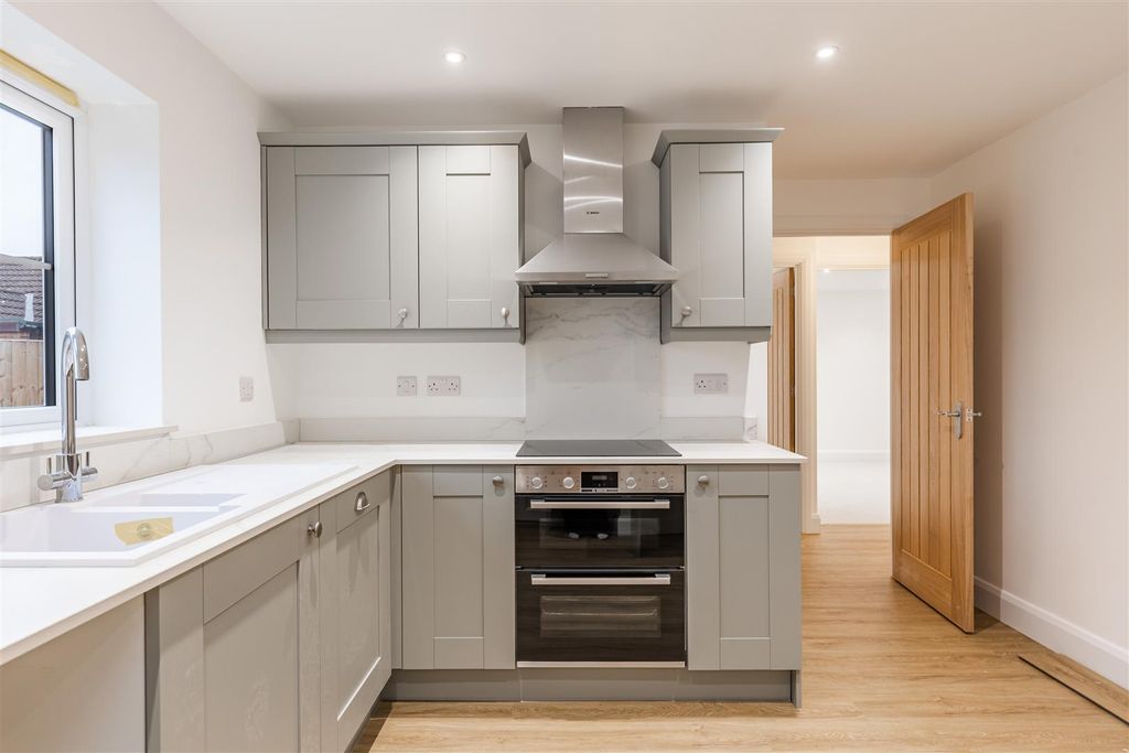 Property photo 3 of 20 Internal Plot 37