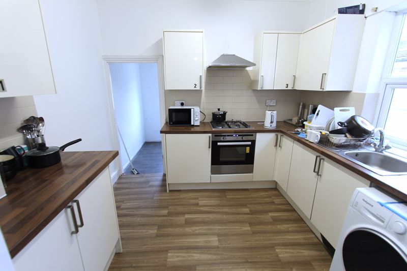 Property photo 3 of 9 Photo 10
