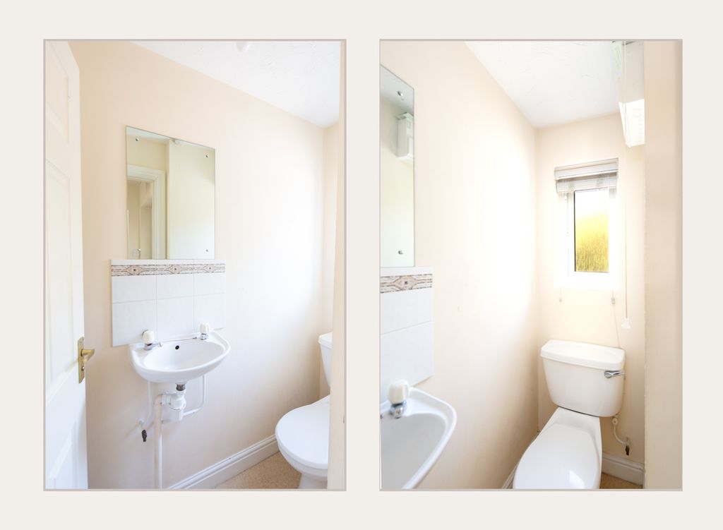 Property photo 3 of 22 Cloakroom