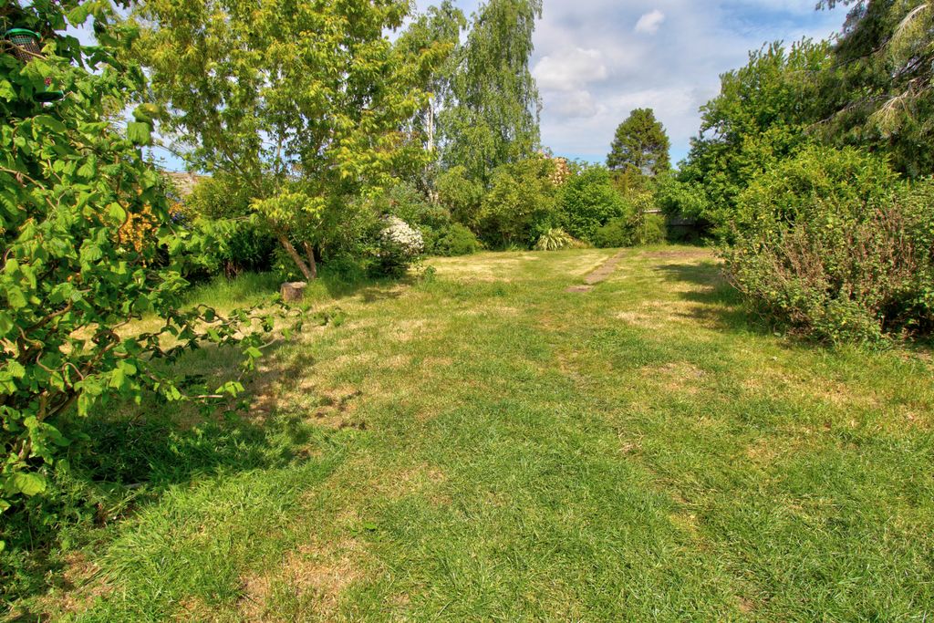 Property photo 3 of 10 A8