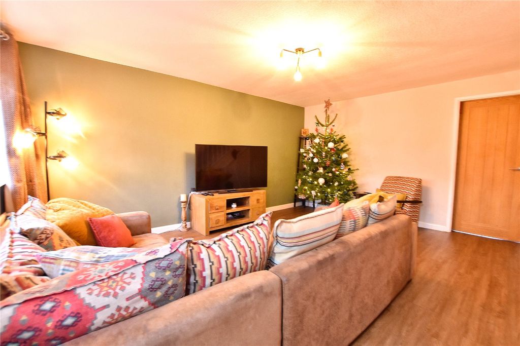 Property photo 2 of 11 Picture 2