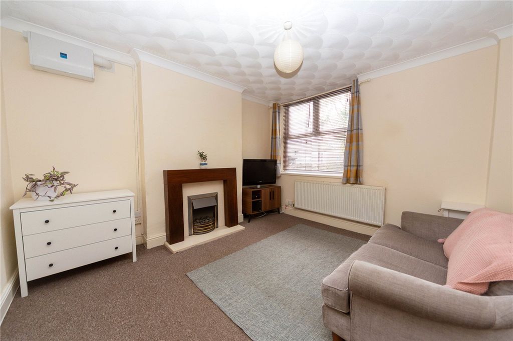 Property photo 3 of 15 Picture No. 10