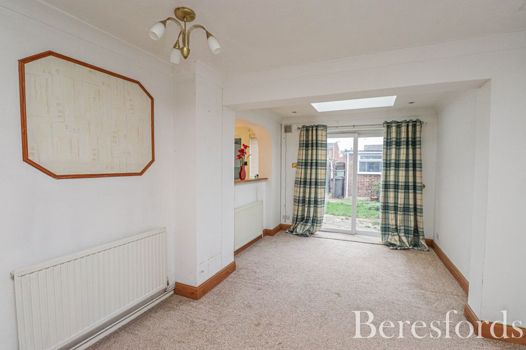 Property photo 3 of 13 Picture 3