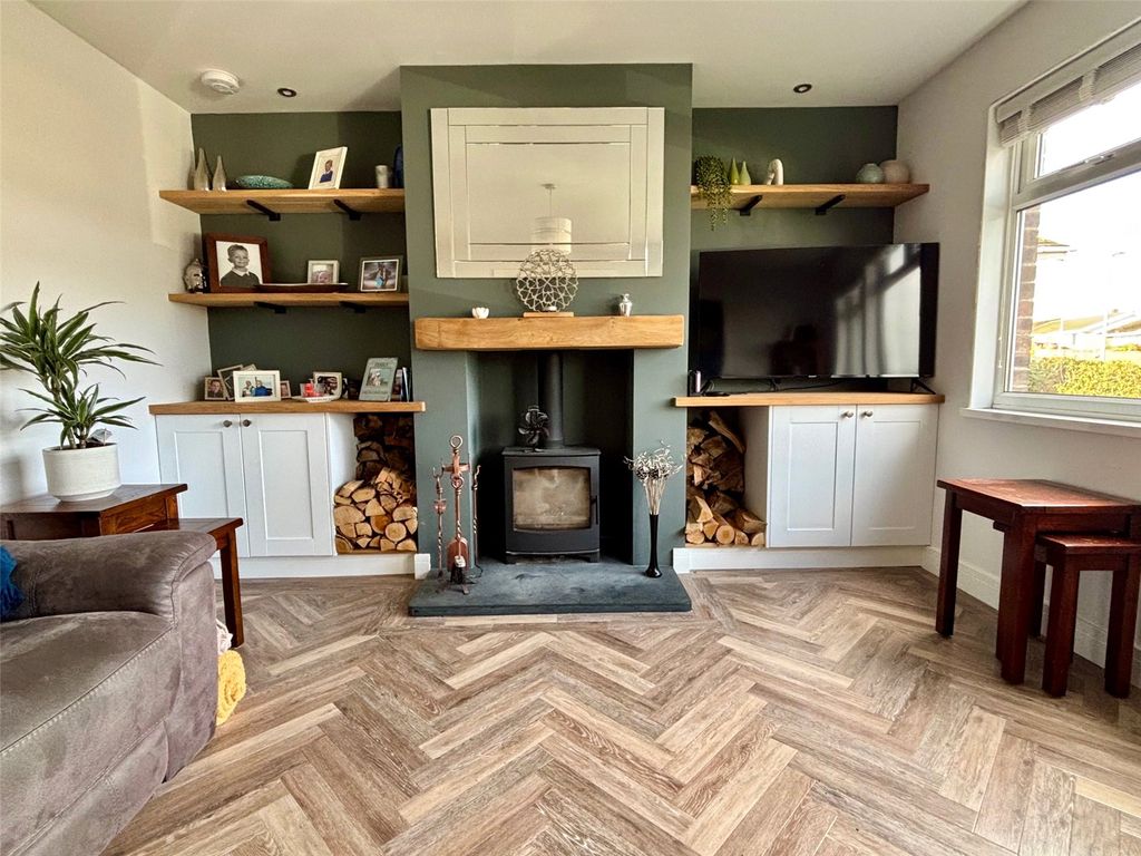 Additional image 4 of 3 bed bungalow for saleSkomer Drive, Milford Haven, Pembrokeshire SA73