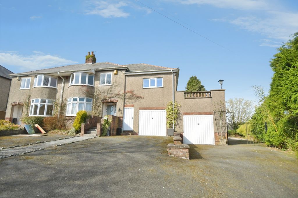 Property photo 1 of 26 Front