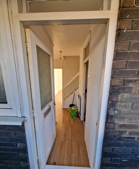 Property photo 2 of 26