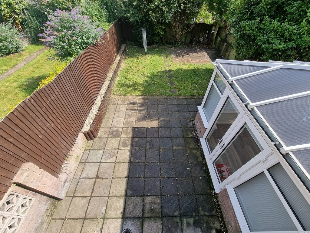 Property photo 2 of 24 Outside