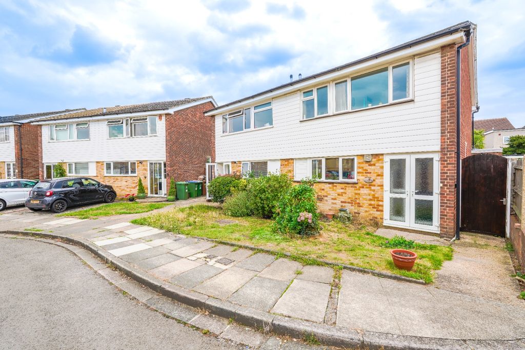 Property photo 1 of 24 4376031