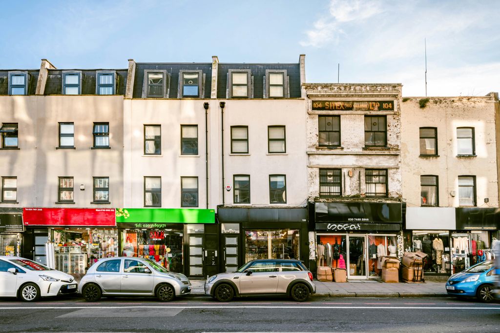 Property photo 1 of 14 Commercial Rd 106  Low Res 13.Jpg