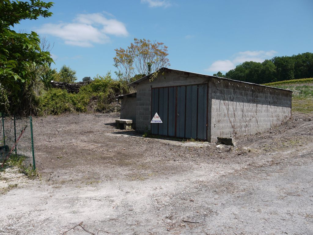 Property photo 2 of 17