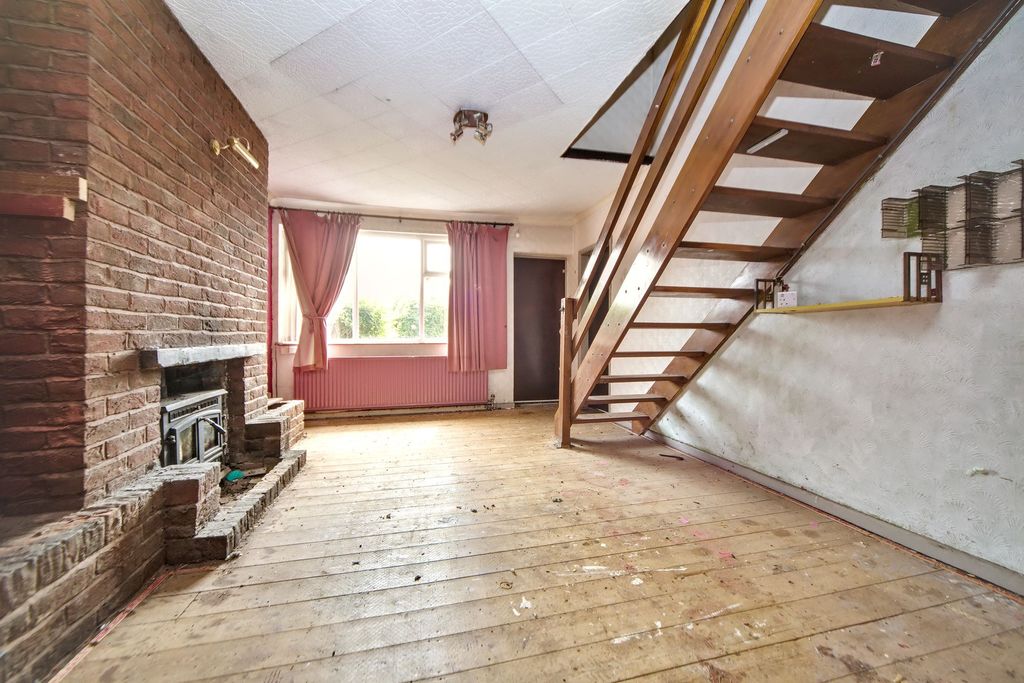 Property photo 2 of 20