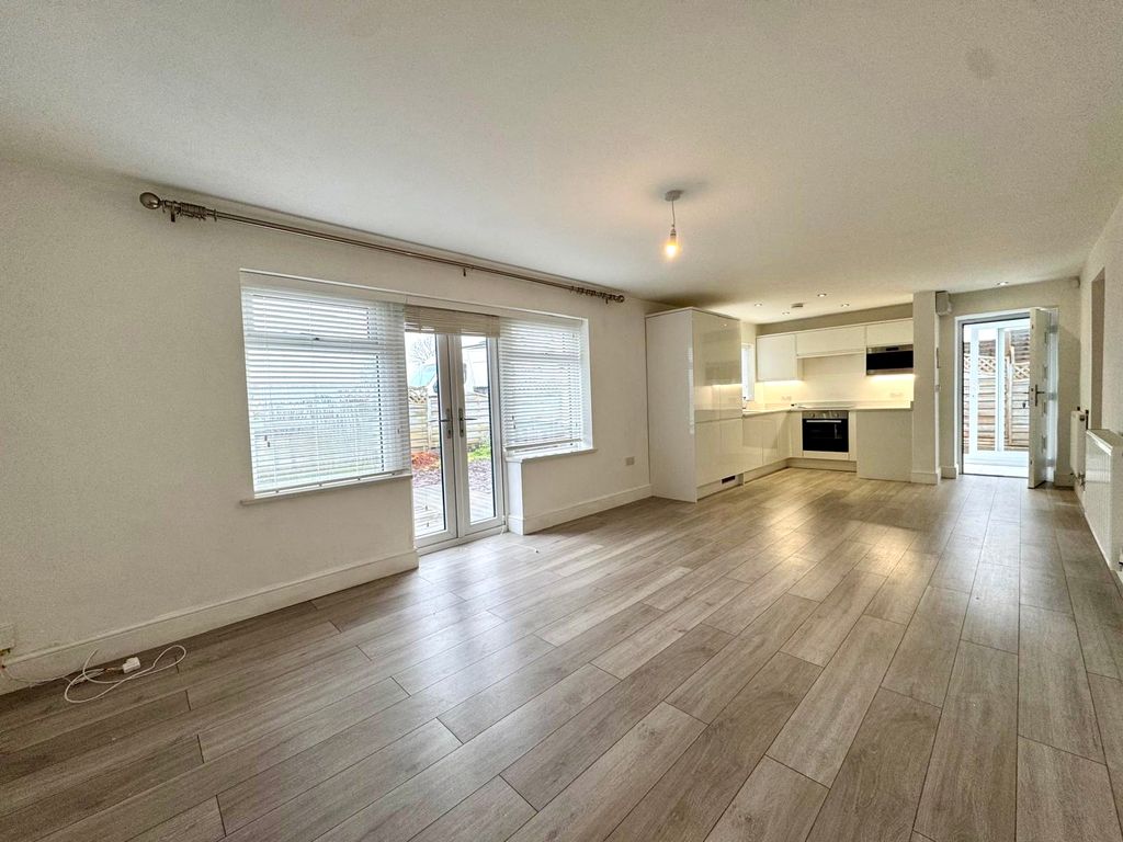 Property photo 2 of 19 Img_3028.Jpeg