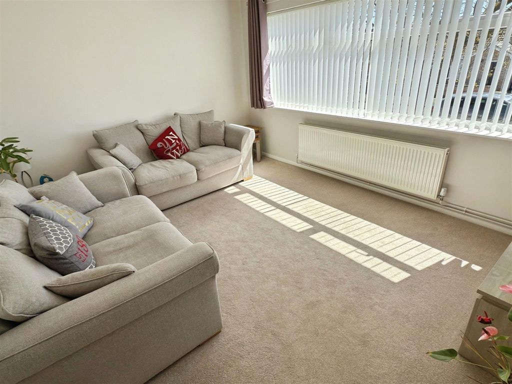 Property photo 2 of 10 Tunstall Dr (2).Jpg