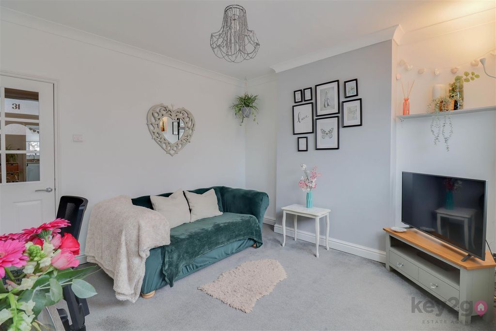 Property photo 3 of 20 Img_5267-Img_5269.Jpg