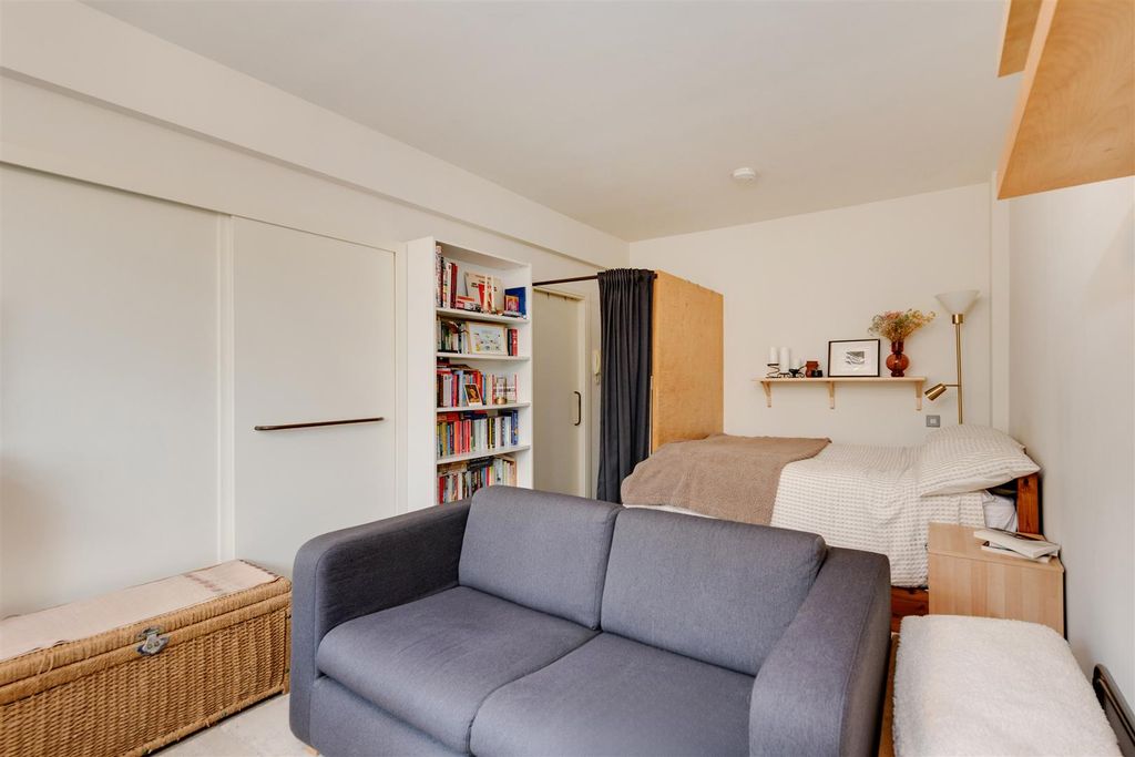 Property photo 3 of 12 54082-Hi-Res (3).Jpg