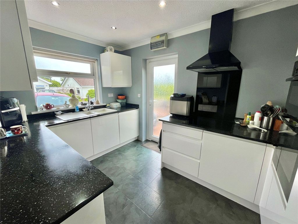 Property photo 3 of 16 Picture No. 08