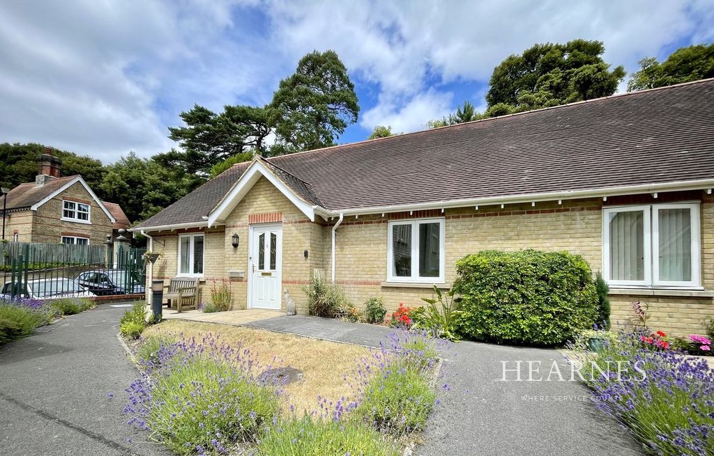 Property photo 1 of 19