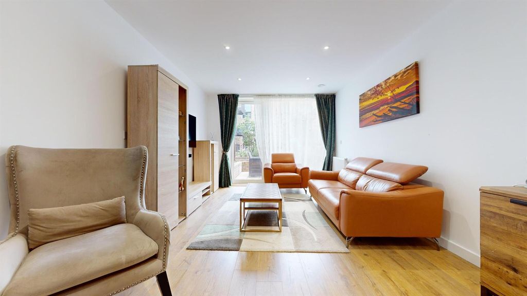 Property photo 1 of 14 667E73Fc36Dd7613Fee52586_3Ede069721d86Ae93Bef60B8E