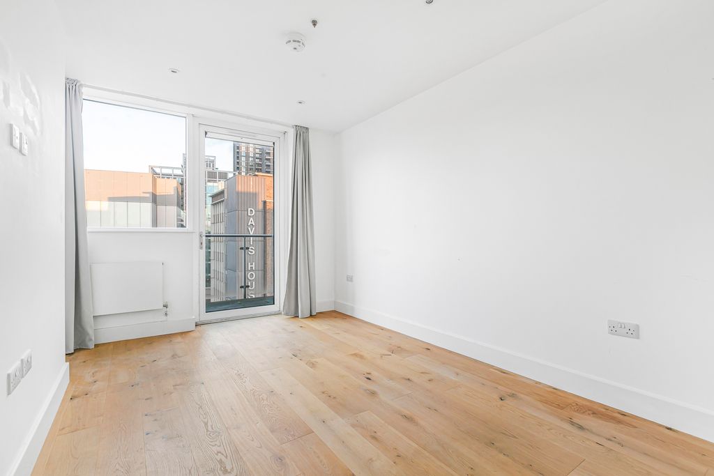 Property photo 2 of 22 28_44489