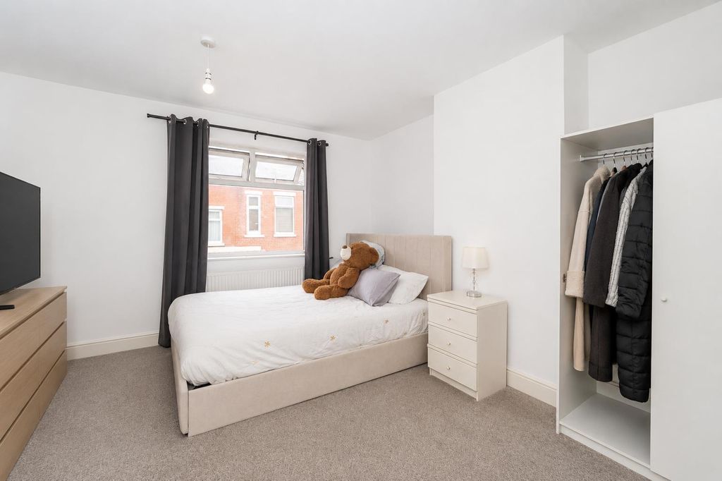 Property photo 2 of 12 B1.Png