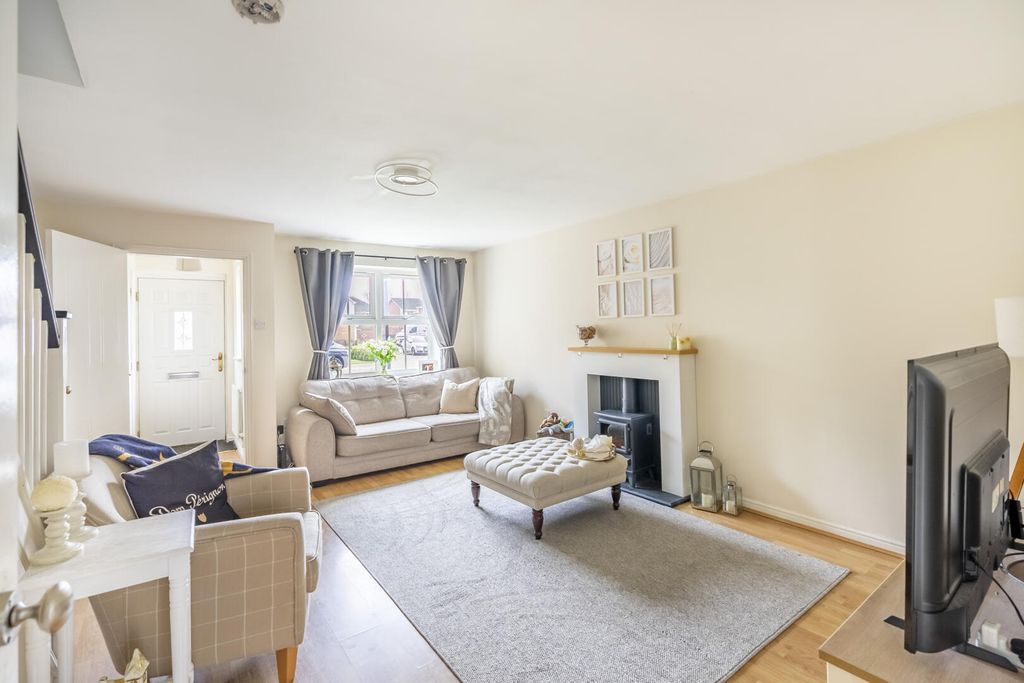 Property photo 2 of 24 Living Room