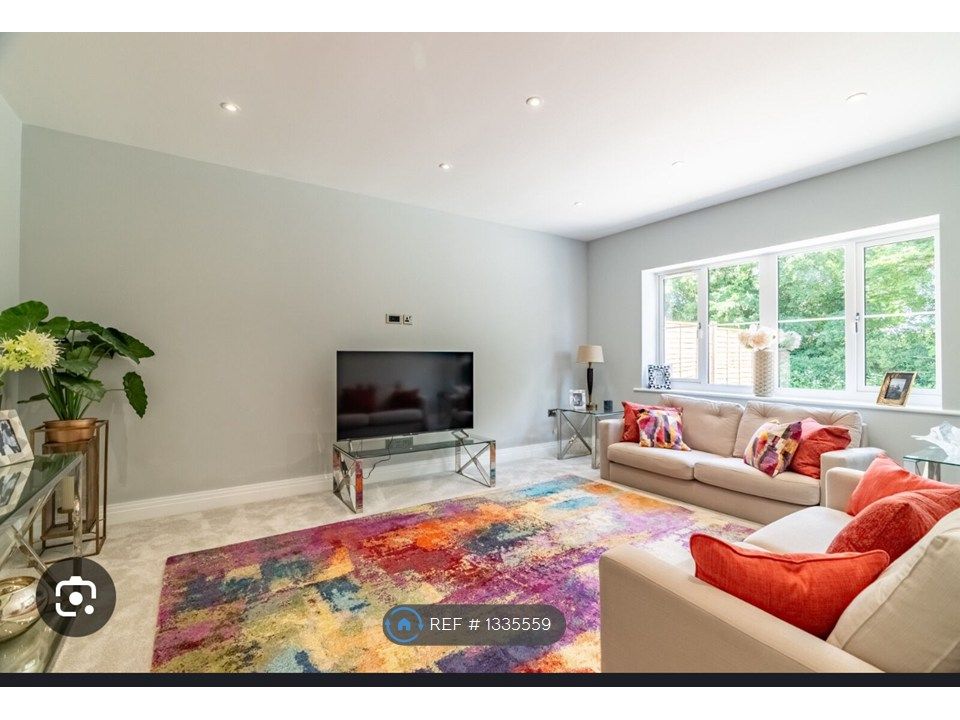 Property photo 3 of 4